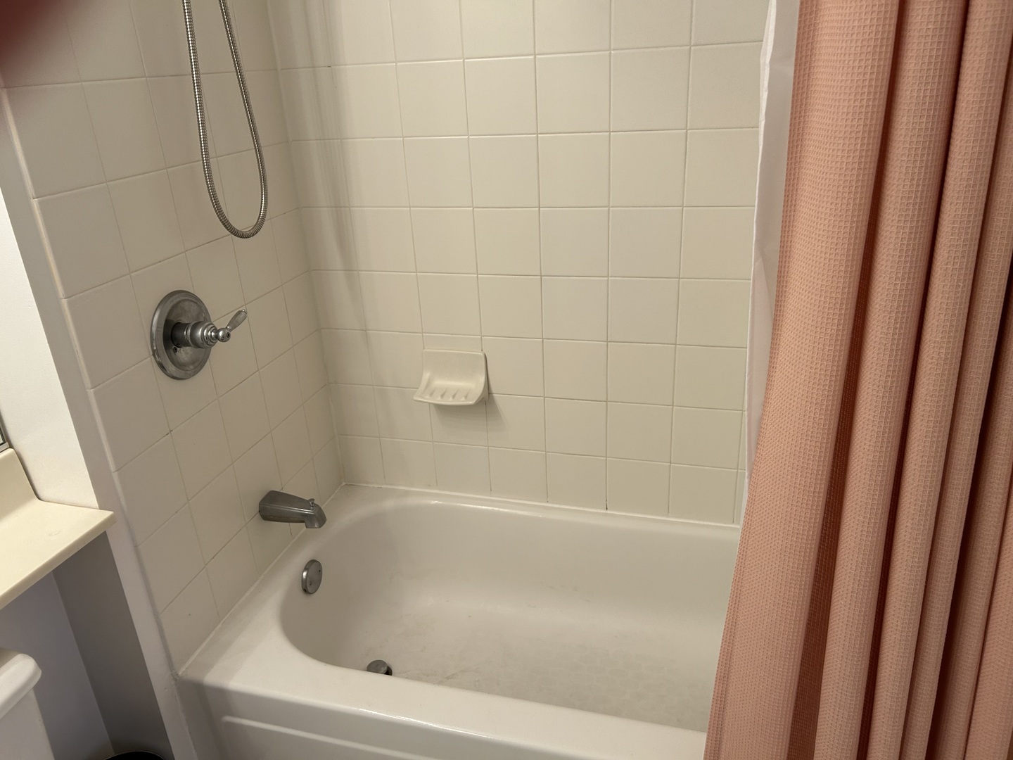 401 E Ontario Street 2606 Property Photo 17