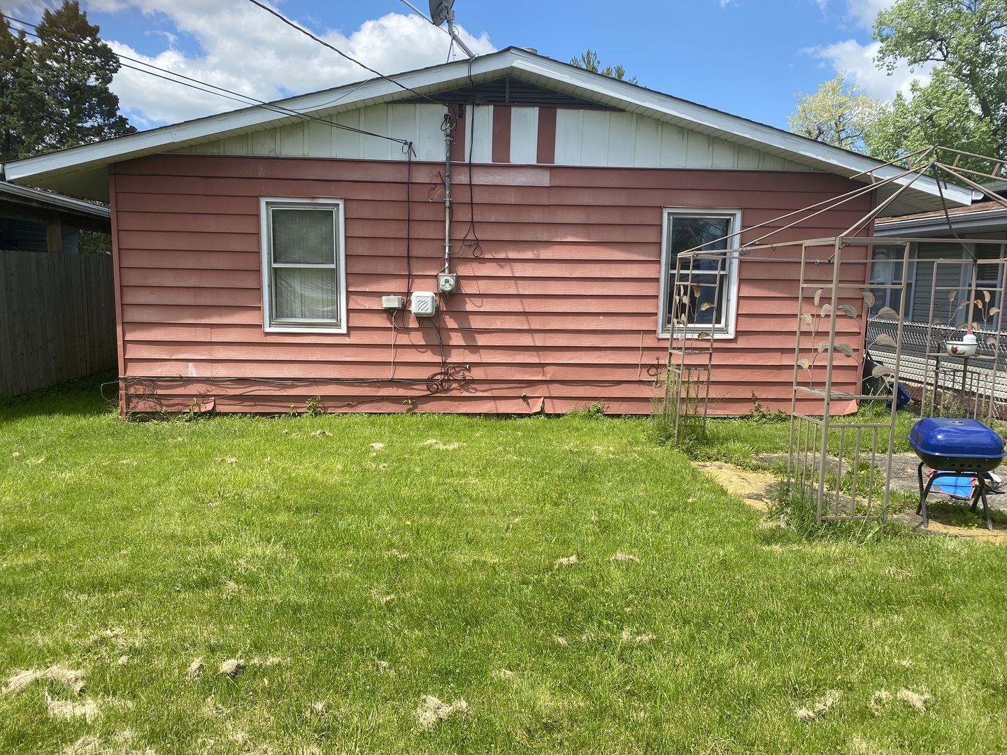 15131 6th Avenue Property Photo 2