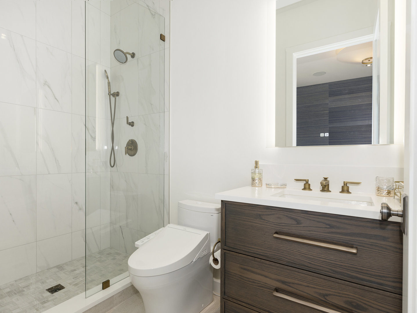 10 Illinois Street 5a Property Photo 36
