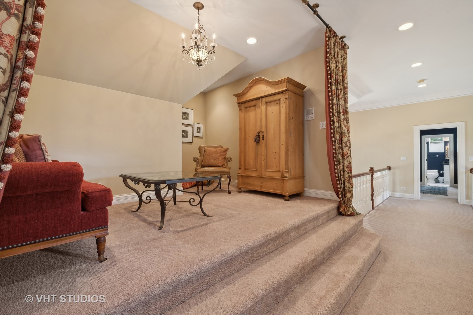 422 W County Line Road Property Photo 27