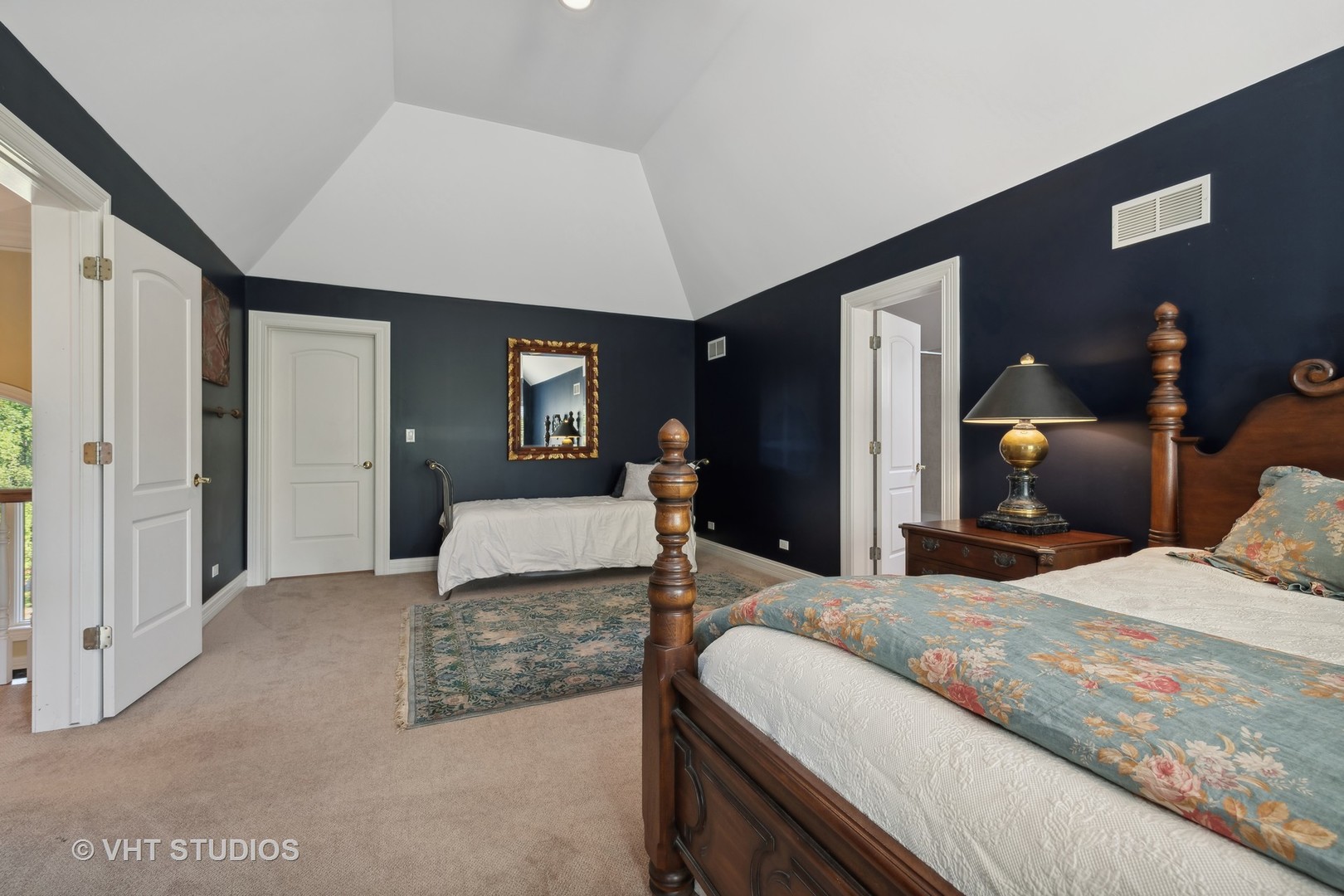 422 W County Line Road Property Photo 29