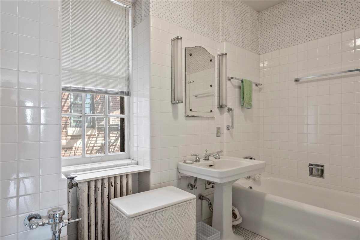 399 W Fullerton Parkway 16e Property Photo 27