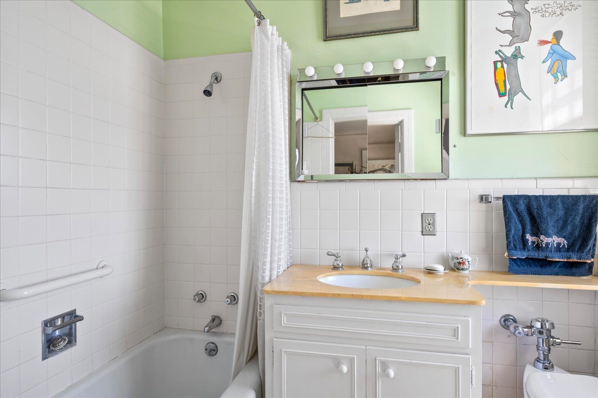 399 W Fullerton Parkway 16e Property Photo 30