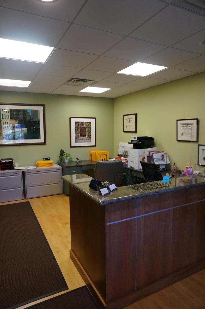 2400 Ravine Way Property Photo 2