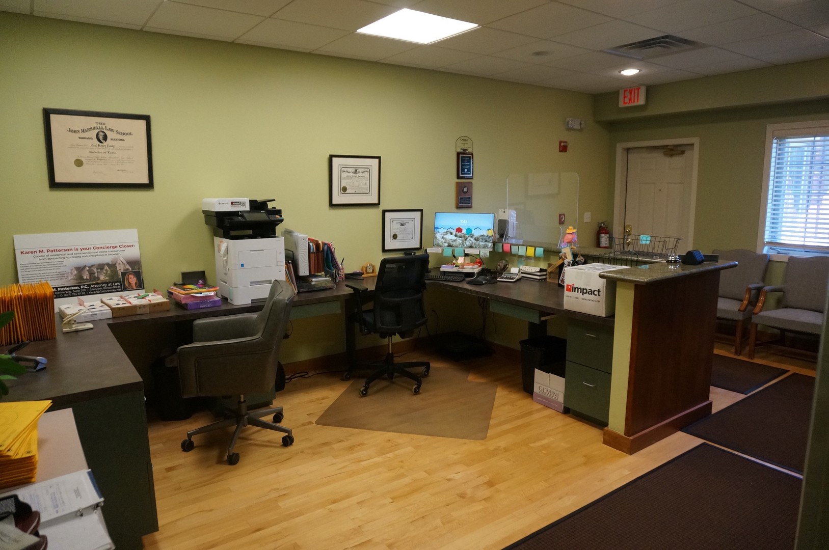 2400 Ravine Way Property Photo 3
