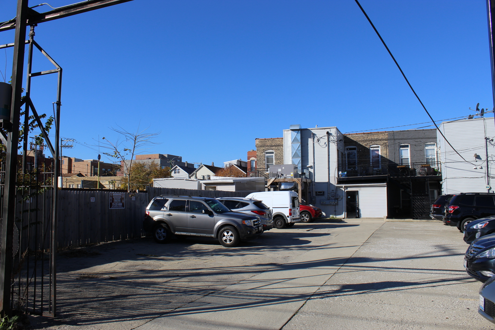 527 N Ashland Ave Property Photo 5