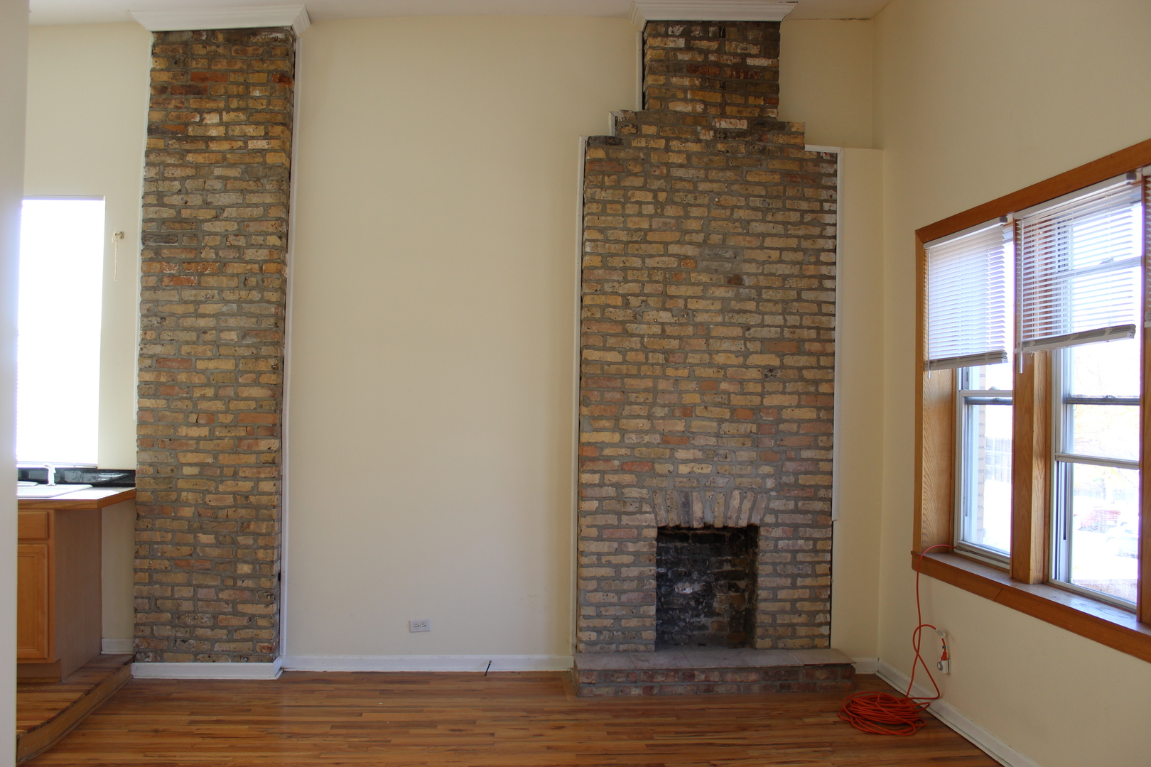 527 N Ashland Ave Property Photo 15