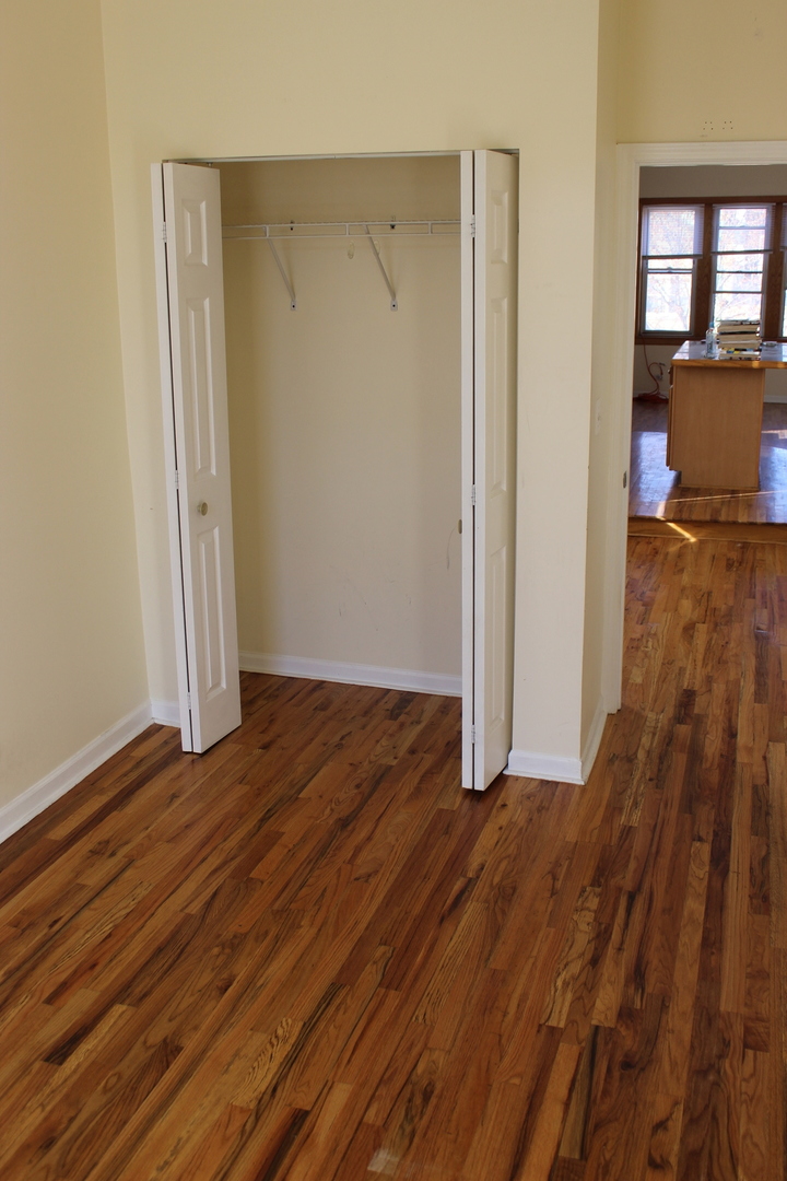 527 N Ashland Ave Property Photo 25