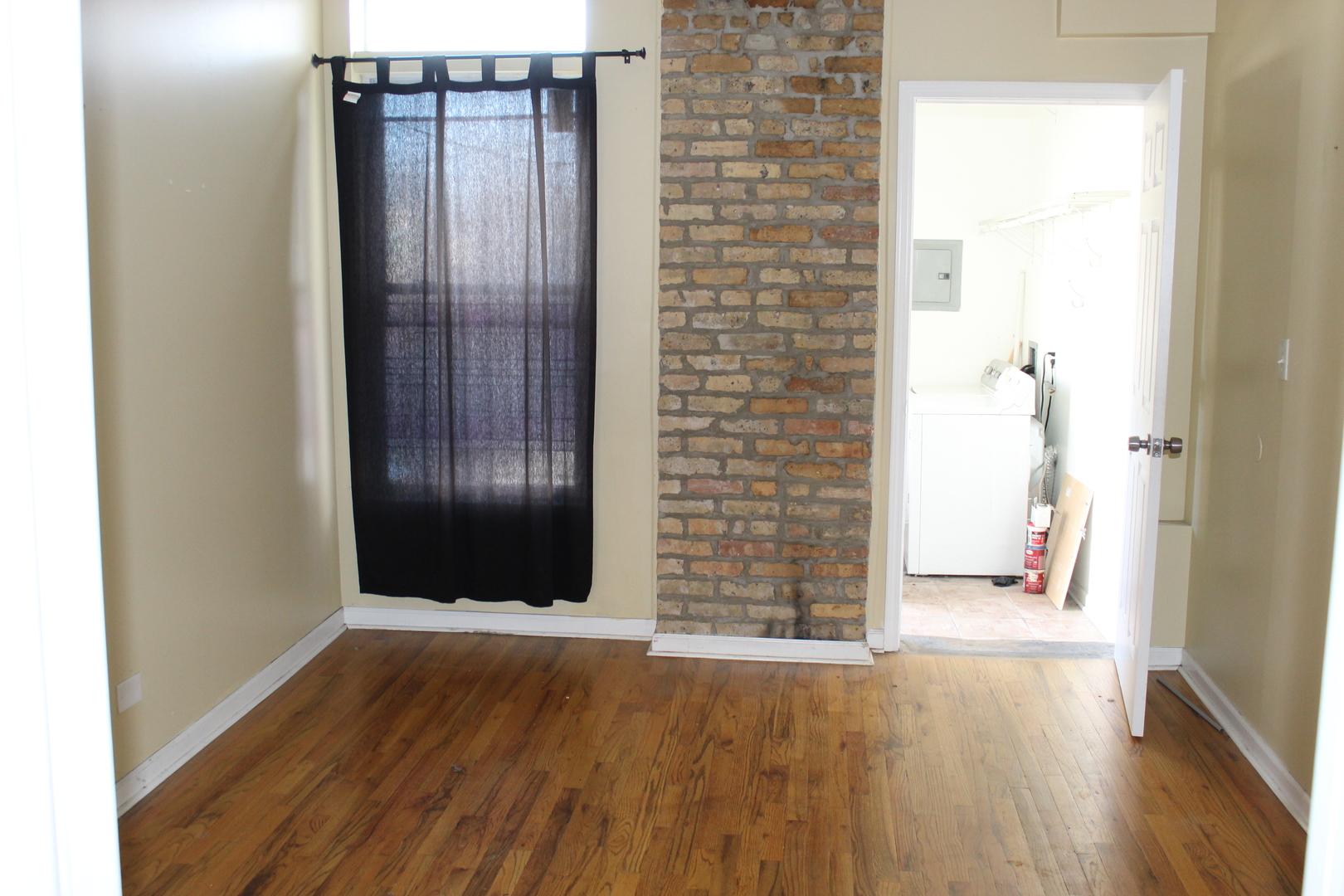 527 N Ashland Ave Property Photo 27