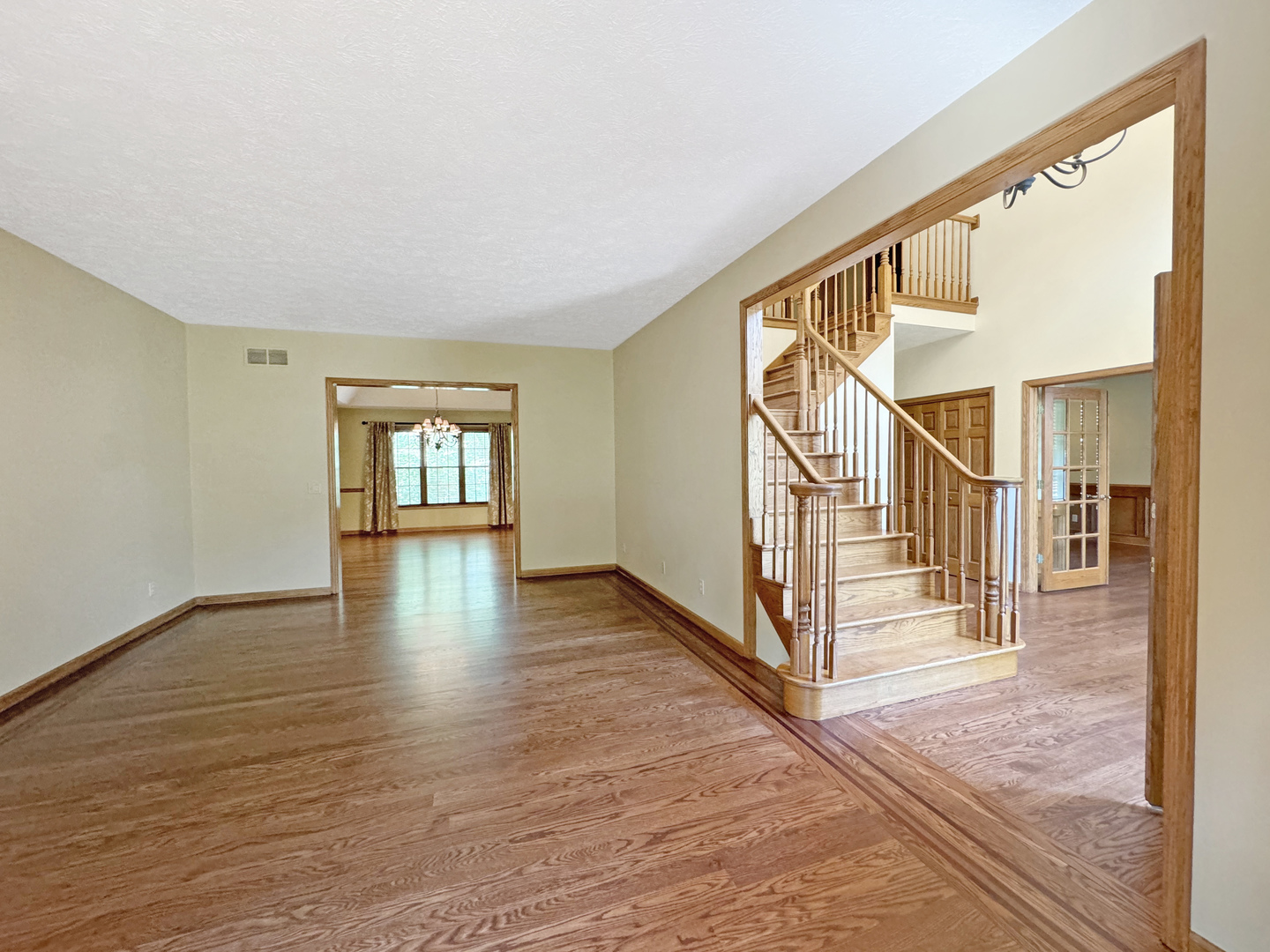 1682 Barberry Circle Property Photo 19