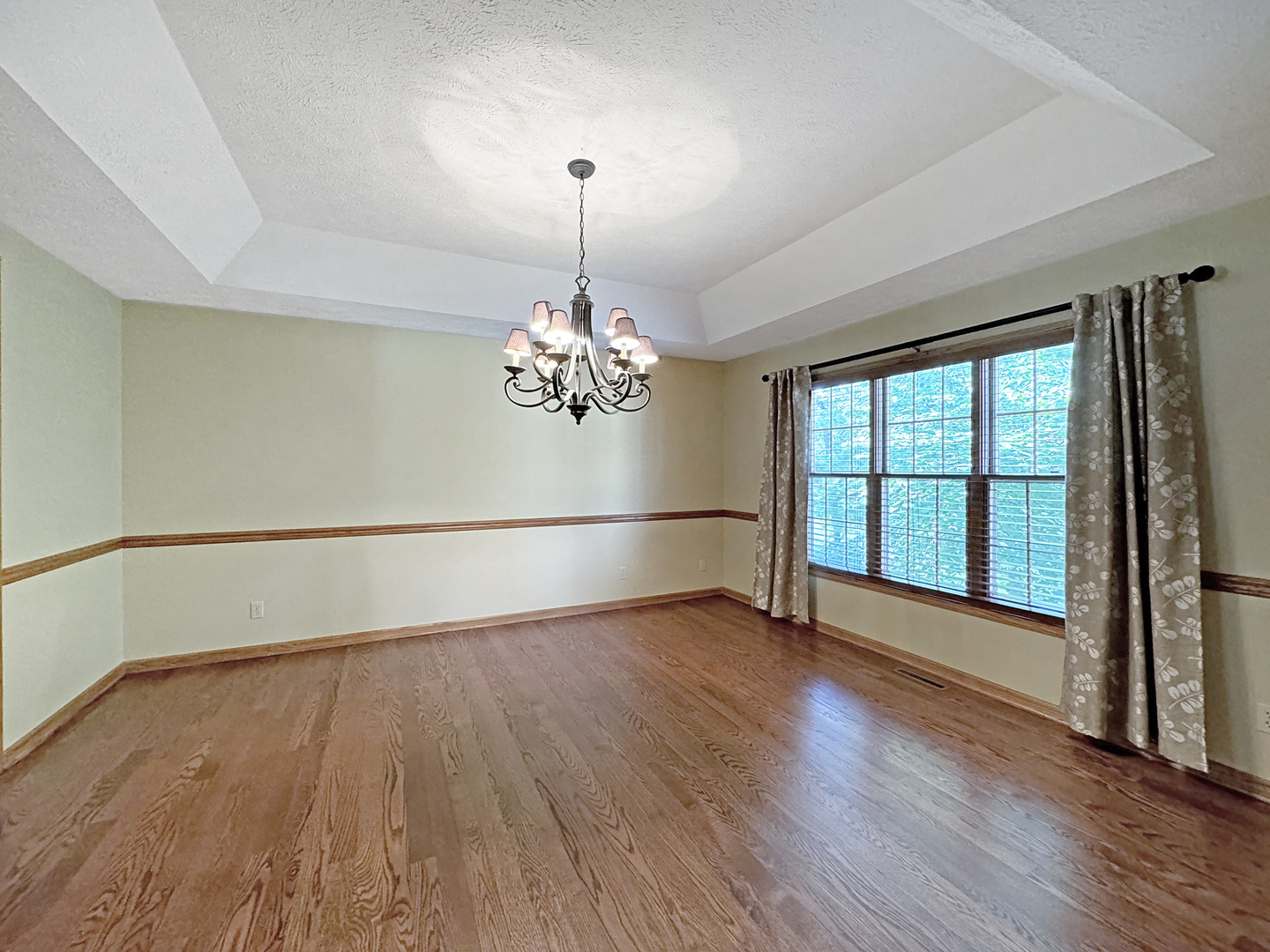 1682 Barberry Circle Property Photo 23