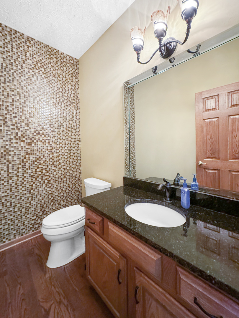 1682 Barberry Circle Property Photo 30