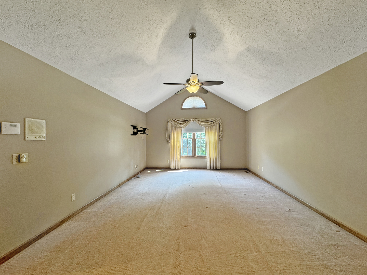 1682 Barberry Circle Property Photo 38