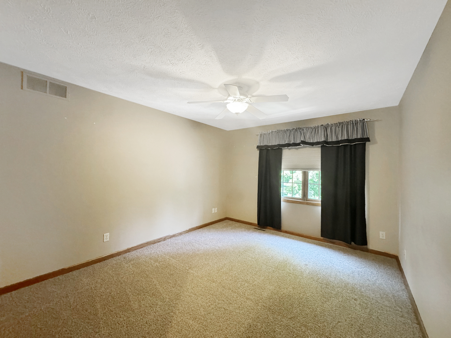 1682 Barberry Circle Property Photo 41