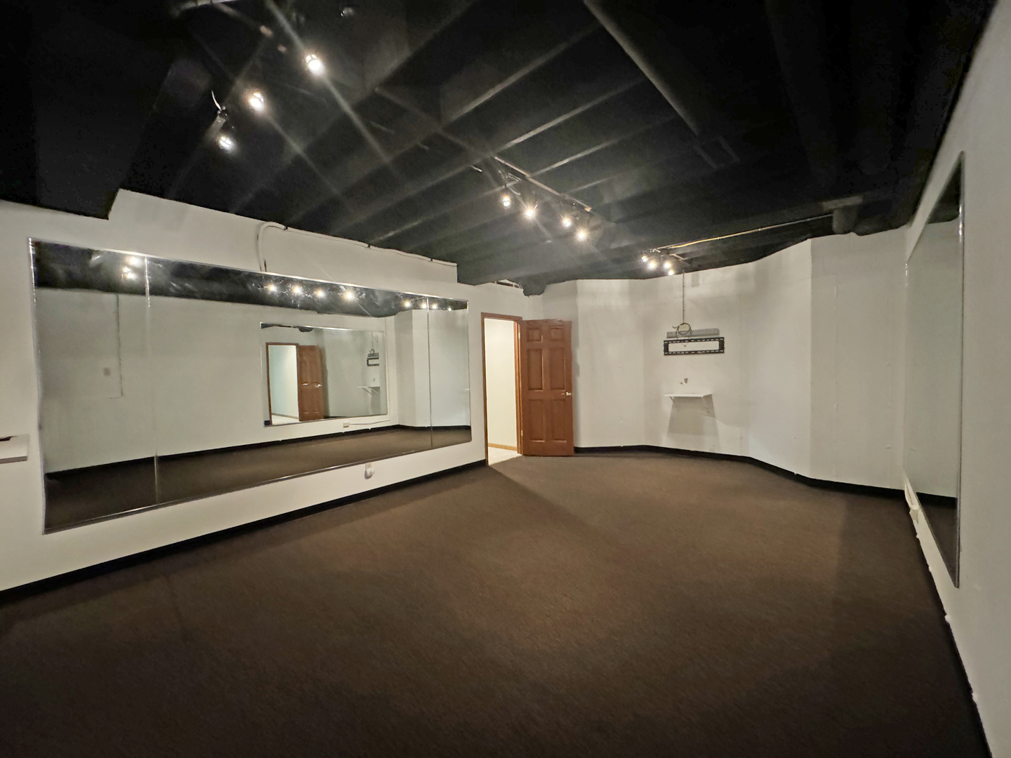 1682 Barberry Circle Property Photo 45