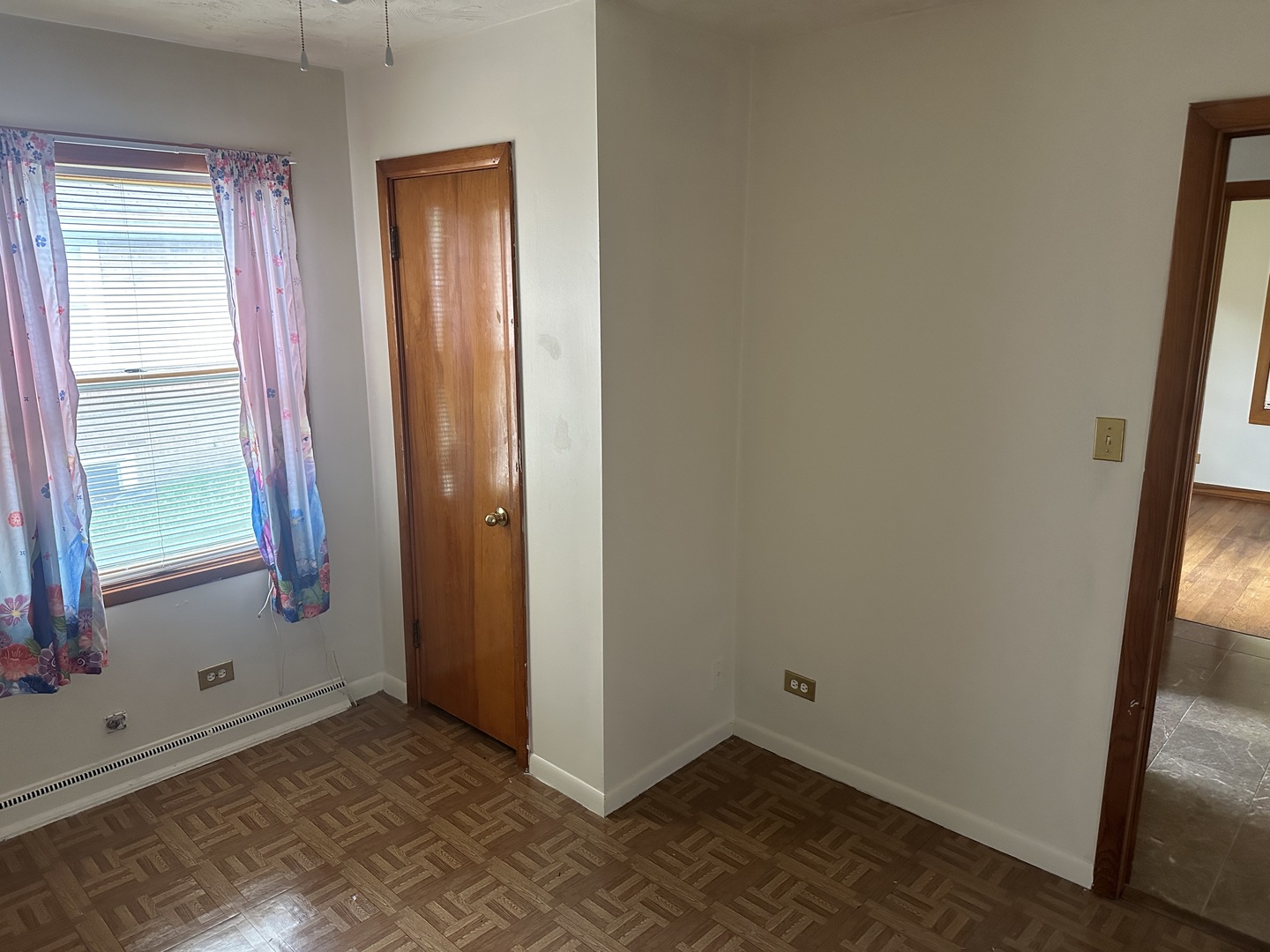 650 E 159th Pl Property Photo 9