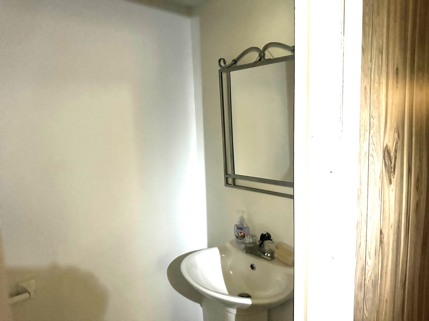 650 E 159th Pl Property Photo 13