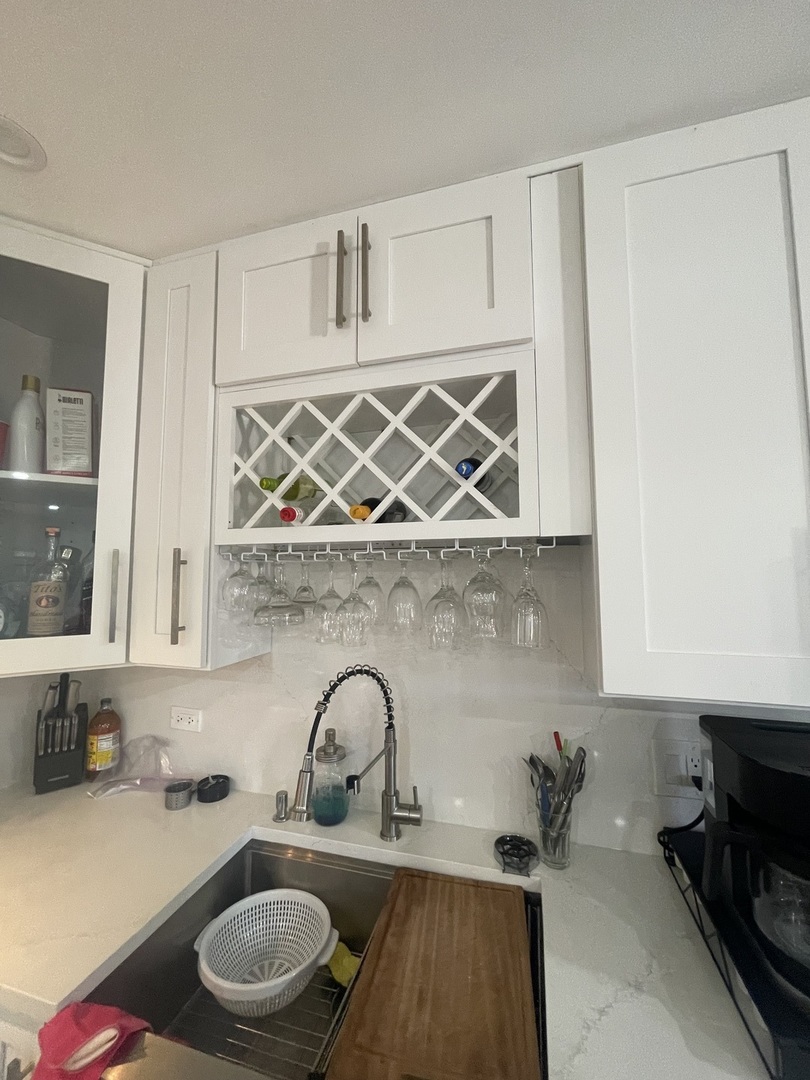 11801 S Karlov Ave Property Photo 7