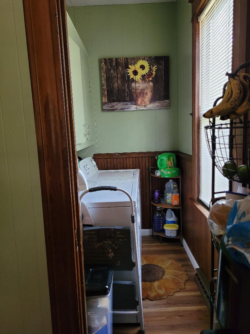 205 S Poplar Street Property Photo 13