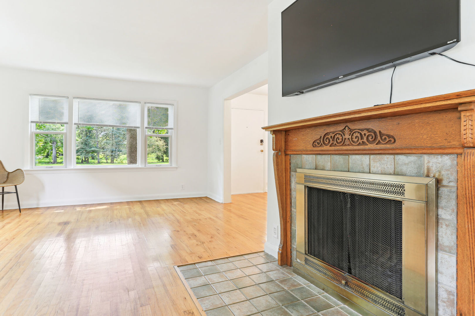 206 W Florida Avenue Property Photo 8