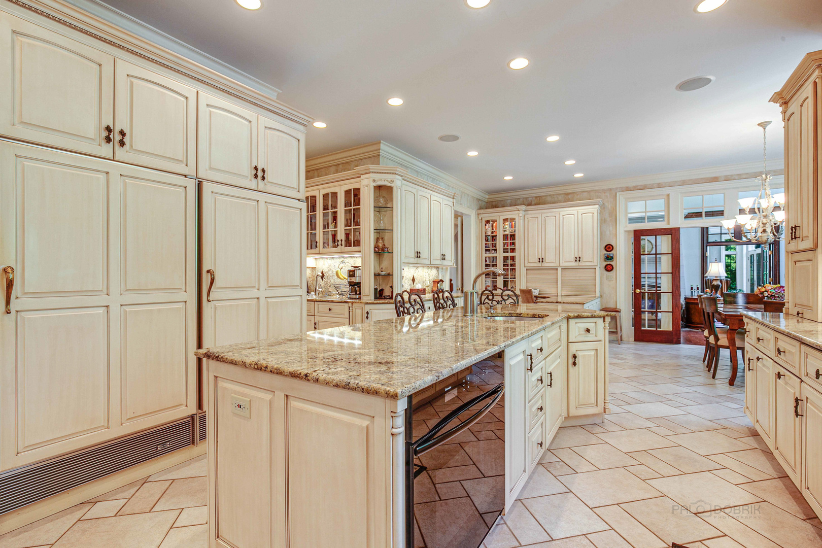 546 Lakeland Drive Property Photo 14