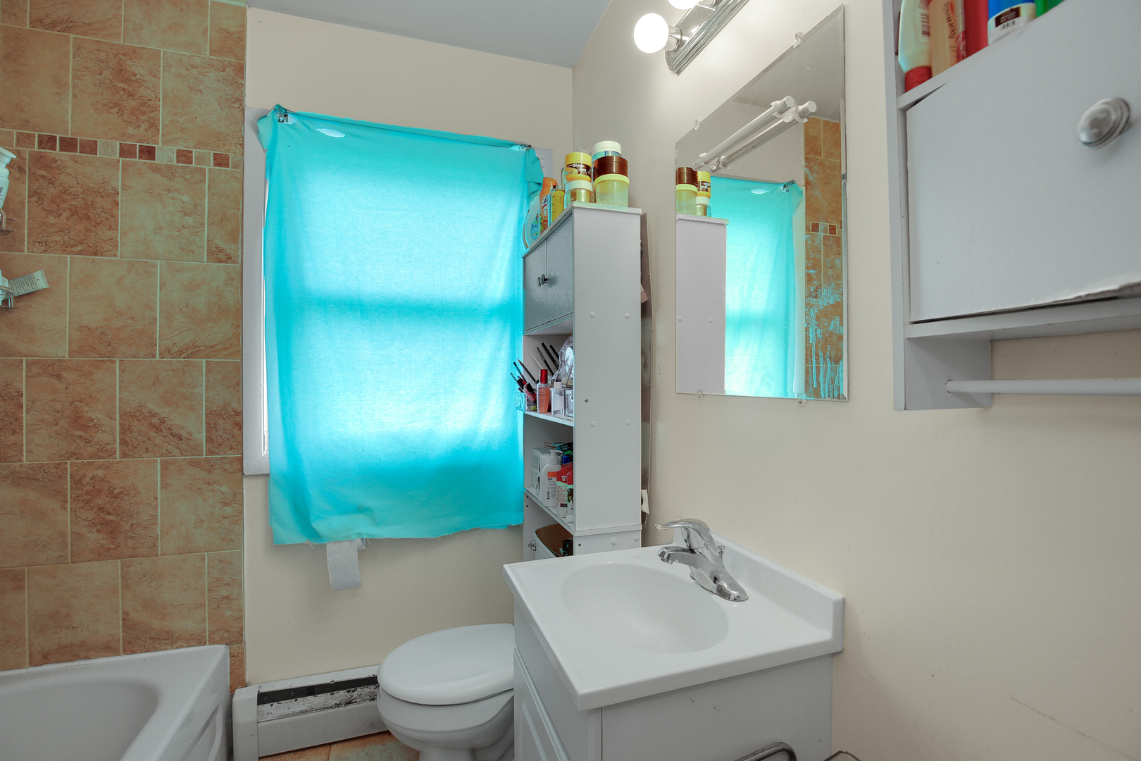 17839 Chicago Avenue Property Photo 7
