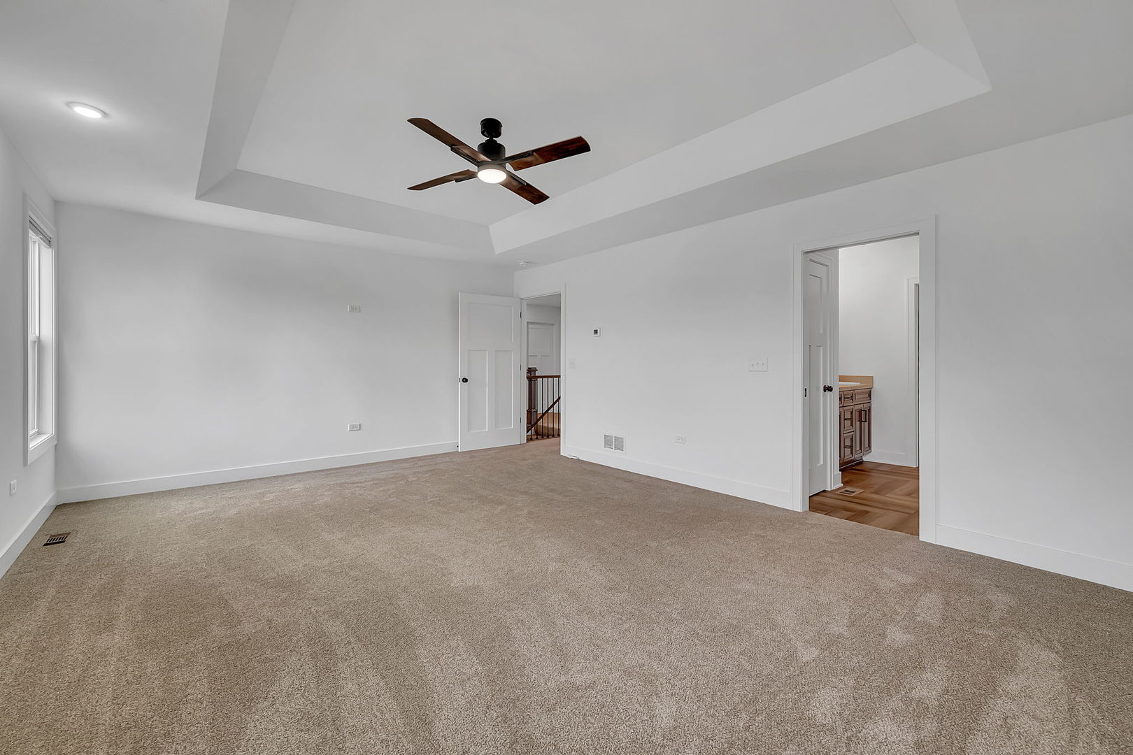 927 W Locust Lane Property Photo 15