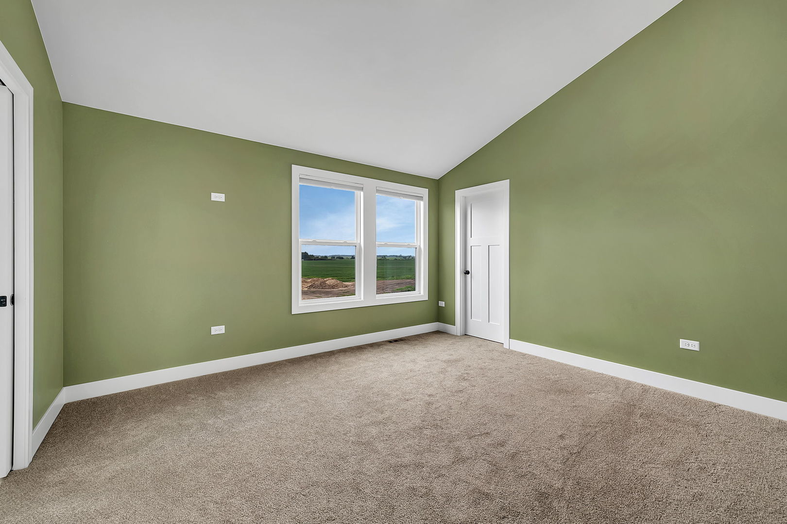 927 W Locust Lane Property Photo 18