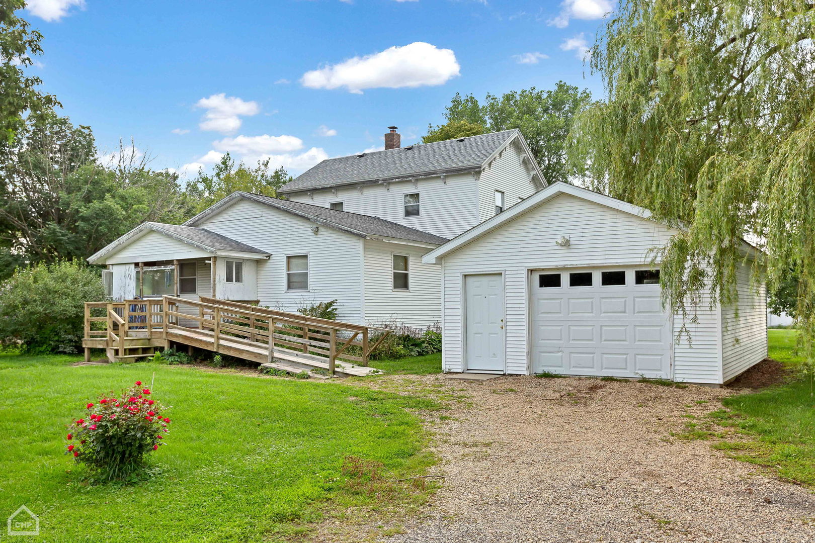 20105 Oak Grove Road Property Photo 2