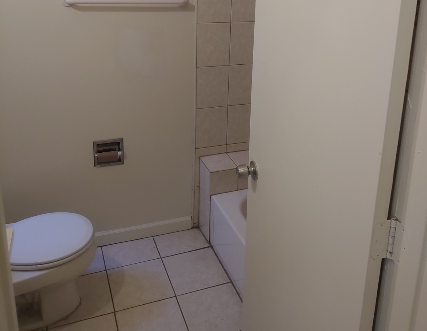 6512 S Ashland Avenue Property Photo 4