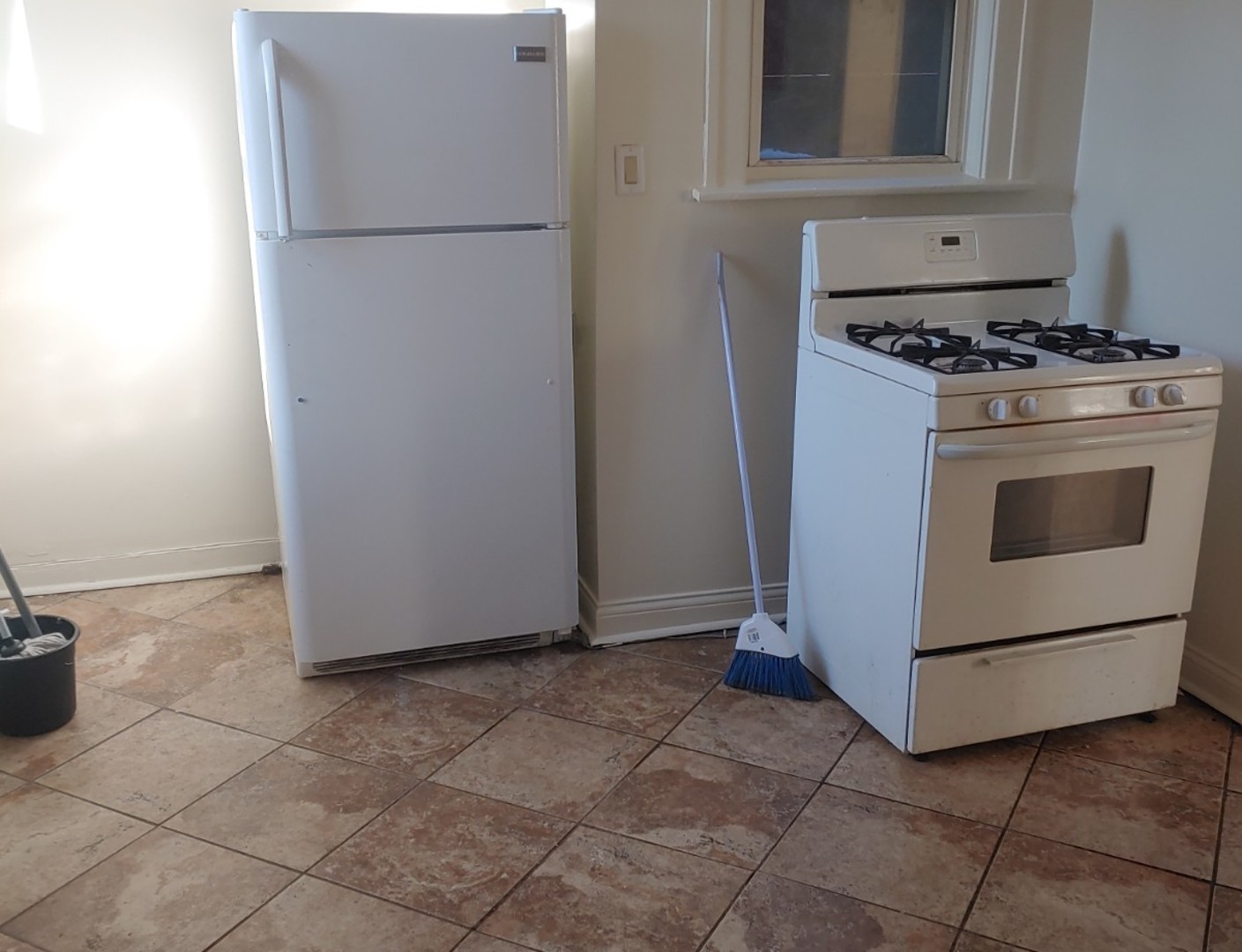 6512 S Ashland Avenue Property Photo 9