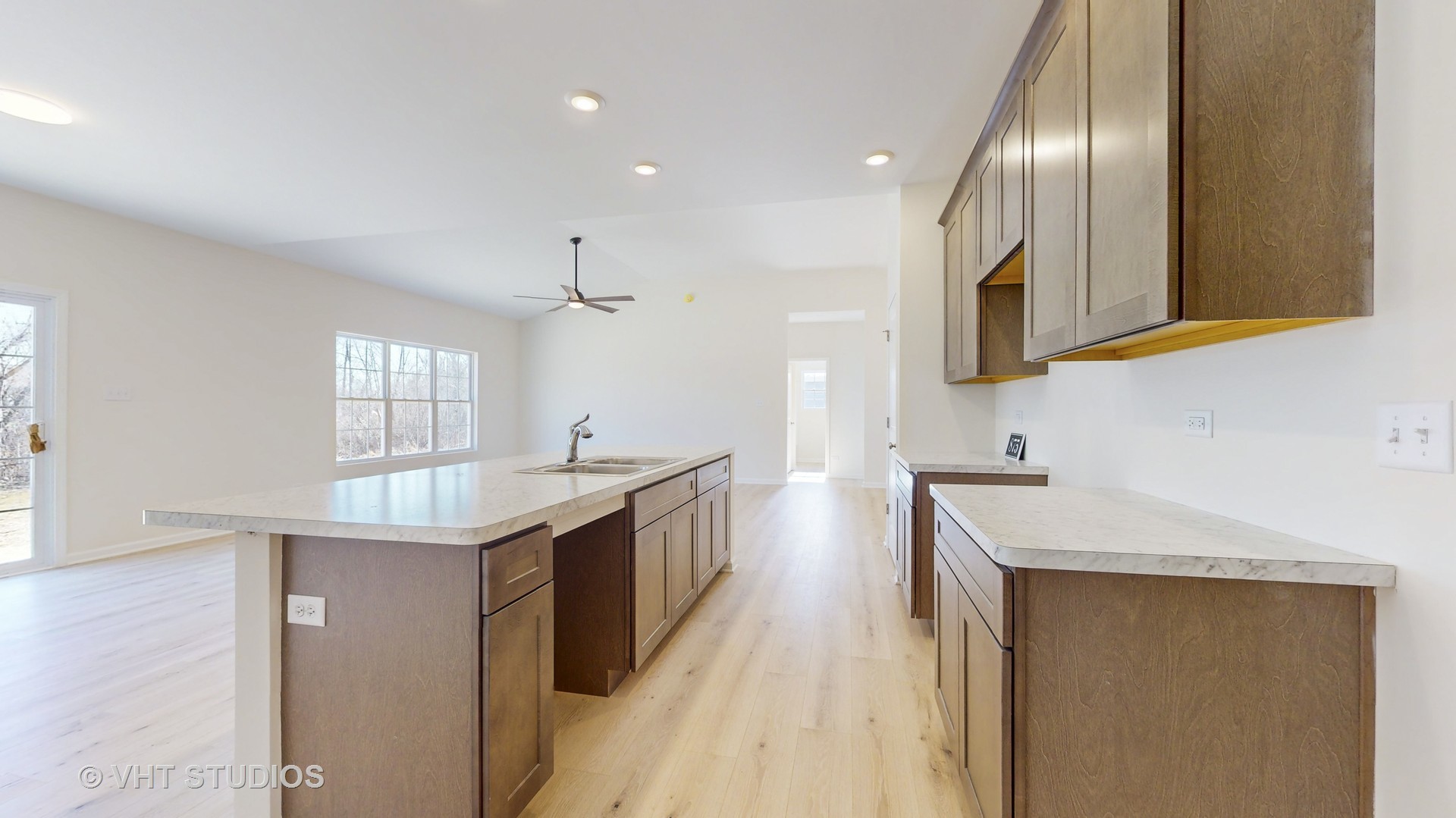 873 Yorkshire Terrace Property Photo 11