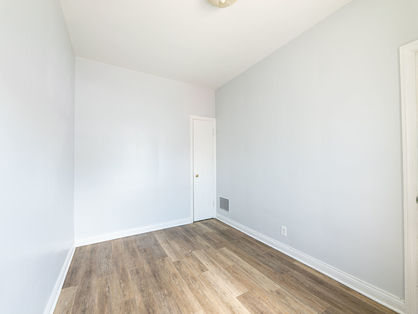 4039 147th Street Property Photo 18