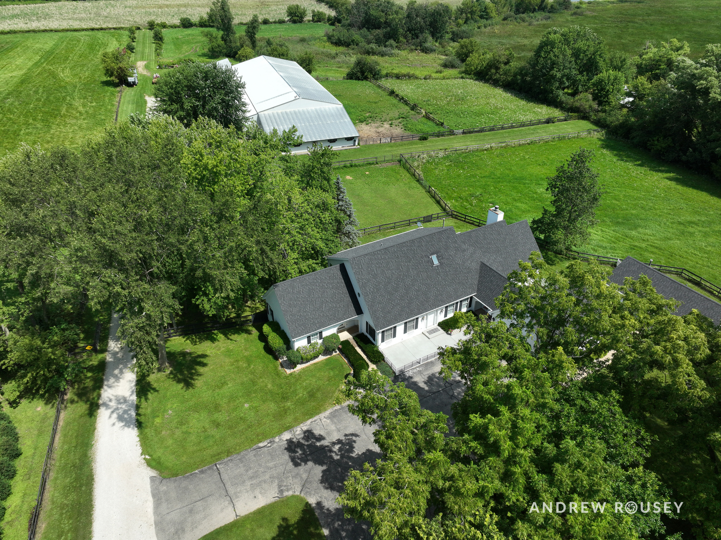 27490 W Wilmot Road Property Photo 5
