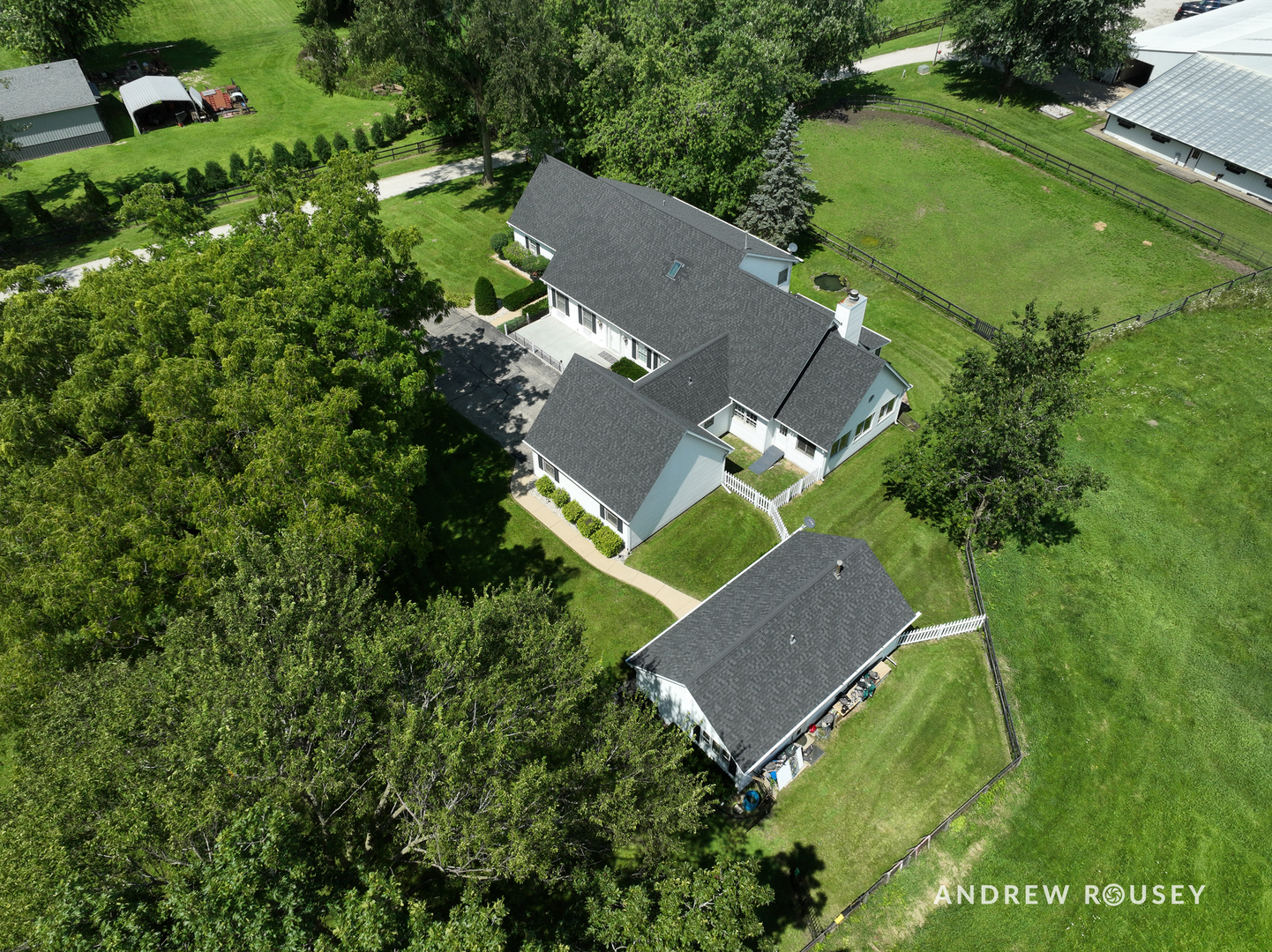 27490 W Wilmot Road Property Photo 6