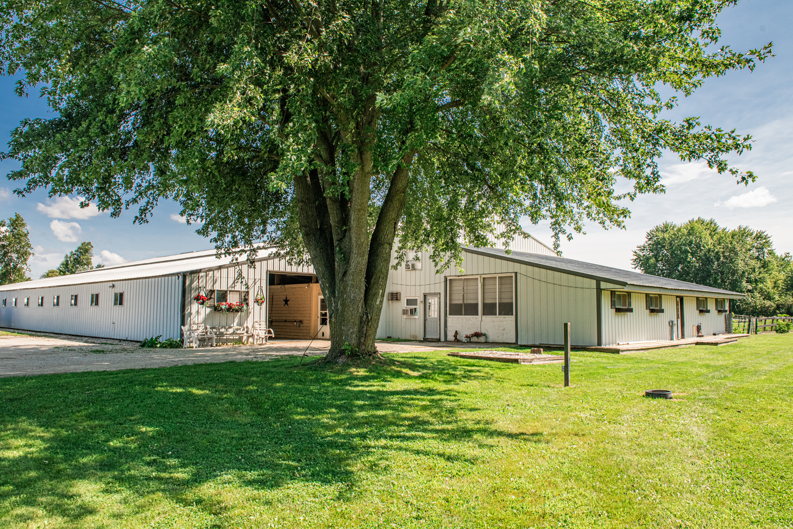 27490 W Wilmot Road Property Photo 17