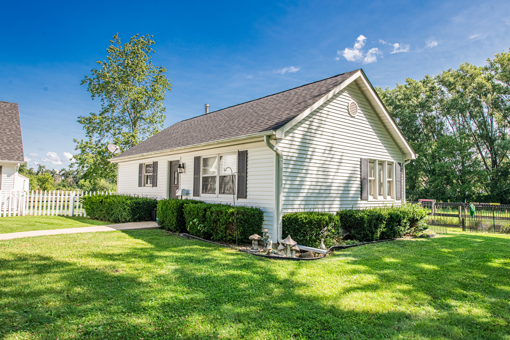 27490 W Wilmot Road Property Photo 52