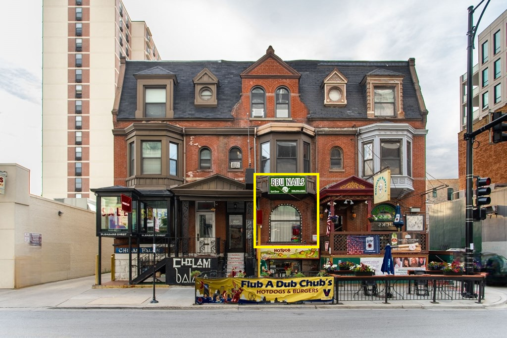 3021 N Broadway Property Photo 1