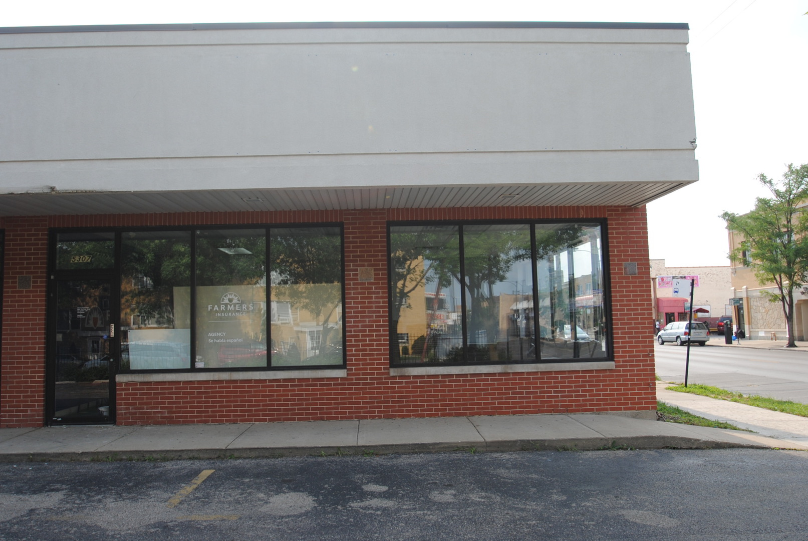 5301-07 W Belmont Avenue Property Photo 3