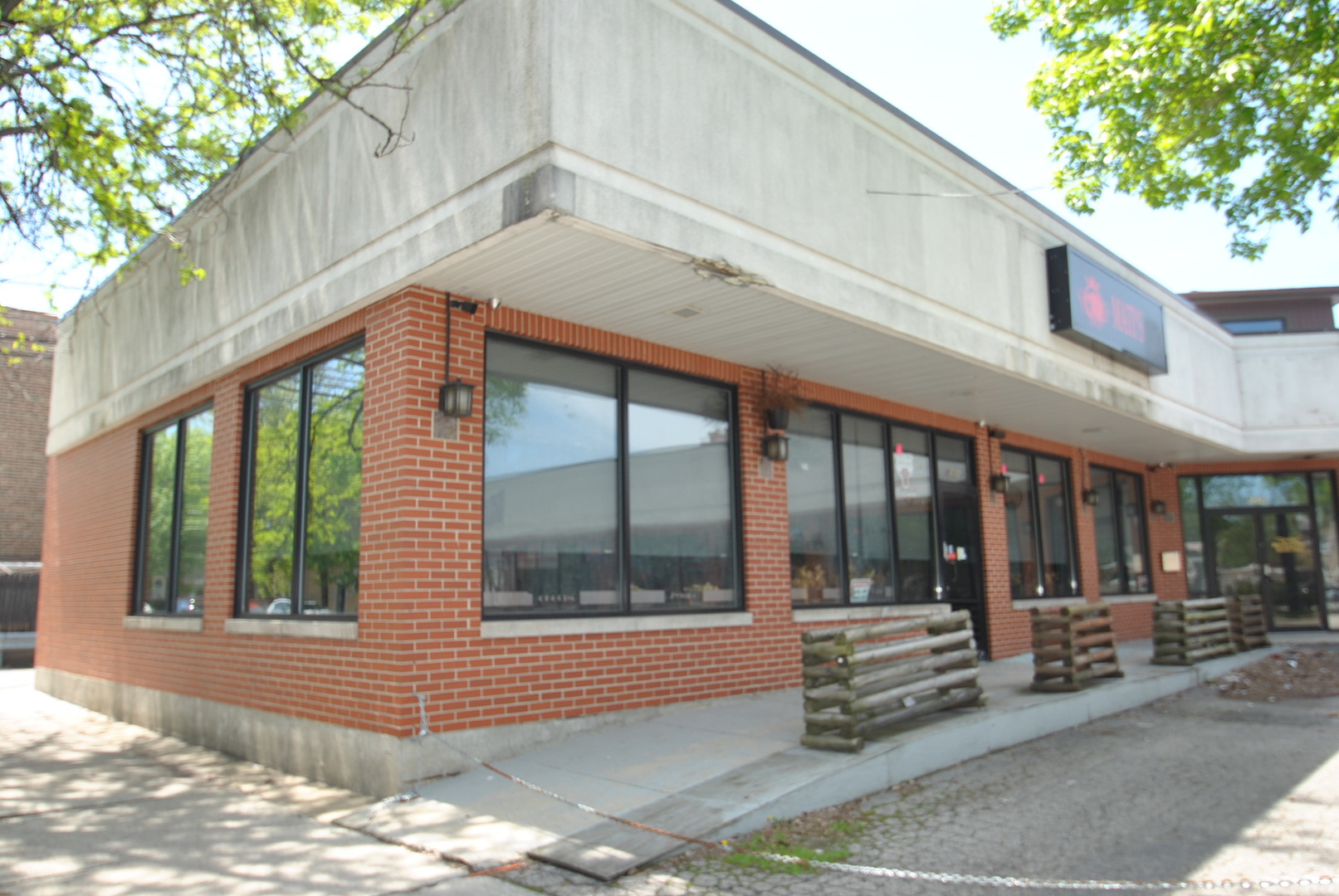 5301-07 W Belmont Avenue Property Photo 15