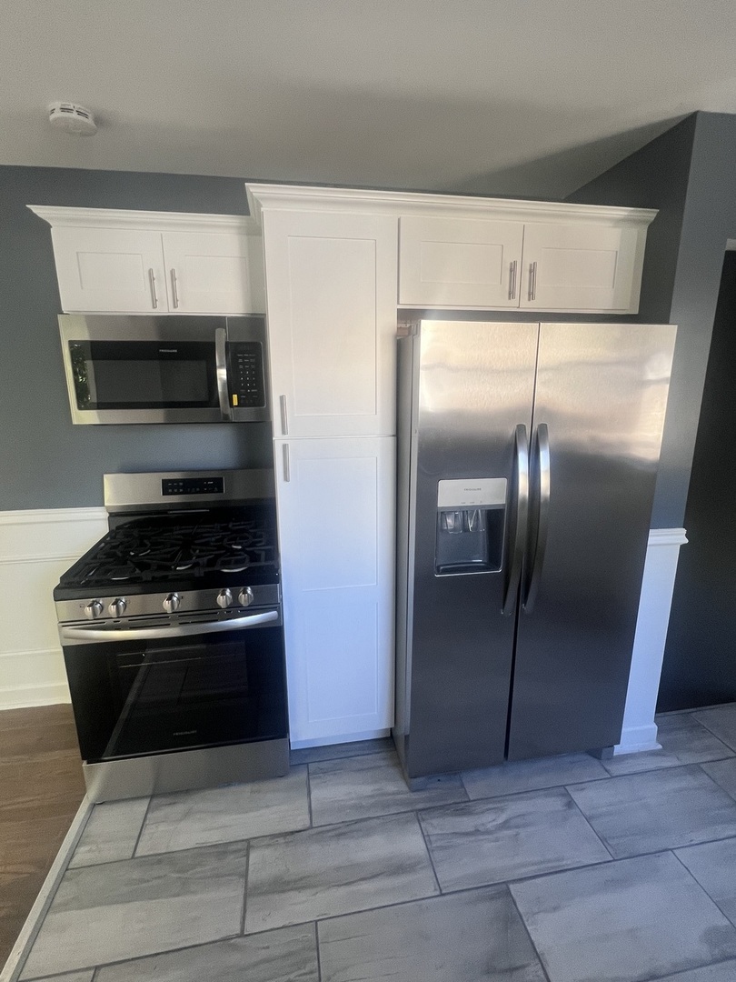 1748 E 85th Street Property Photo 4