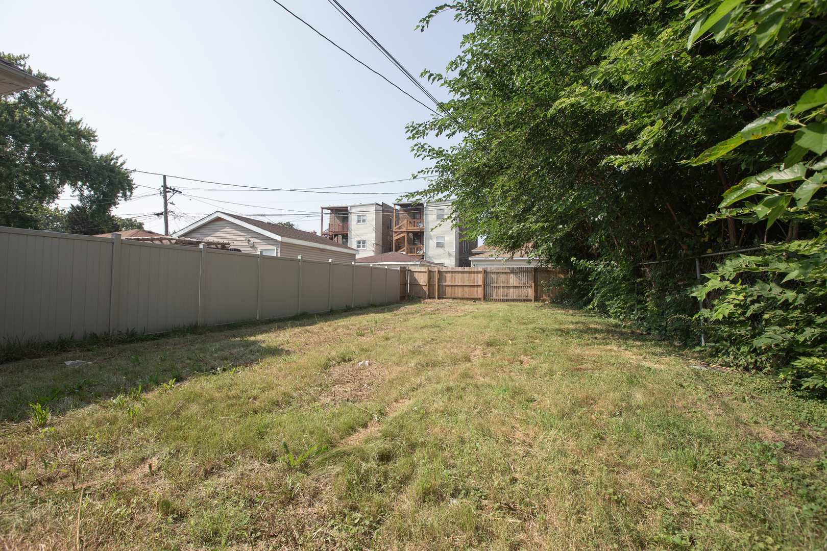 1748 E 85th Street Property Photo 23