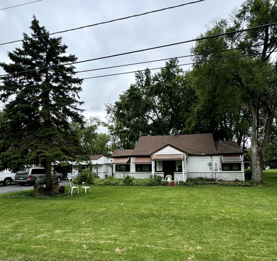 13940 Long Avenue Property Photo 1