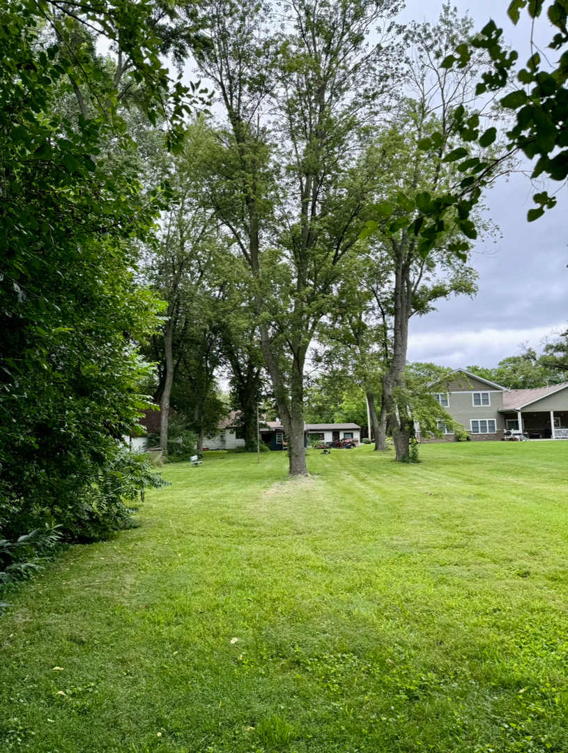 13940 Long Avenue Property Photo 7