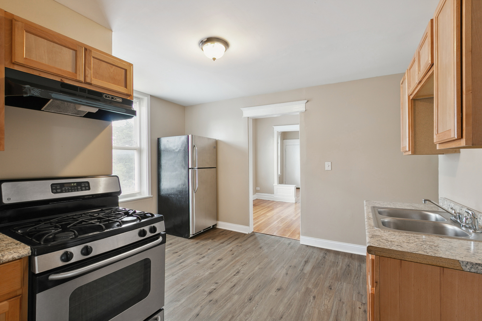 5700 S Wolcott Avenue 2r Property Photo 6