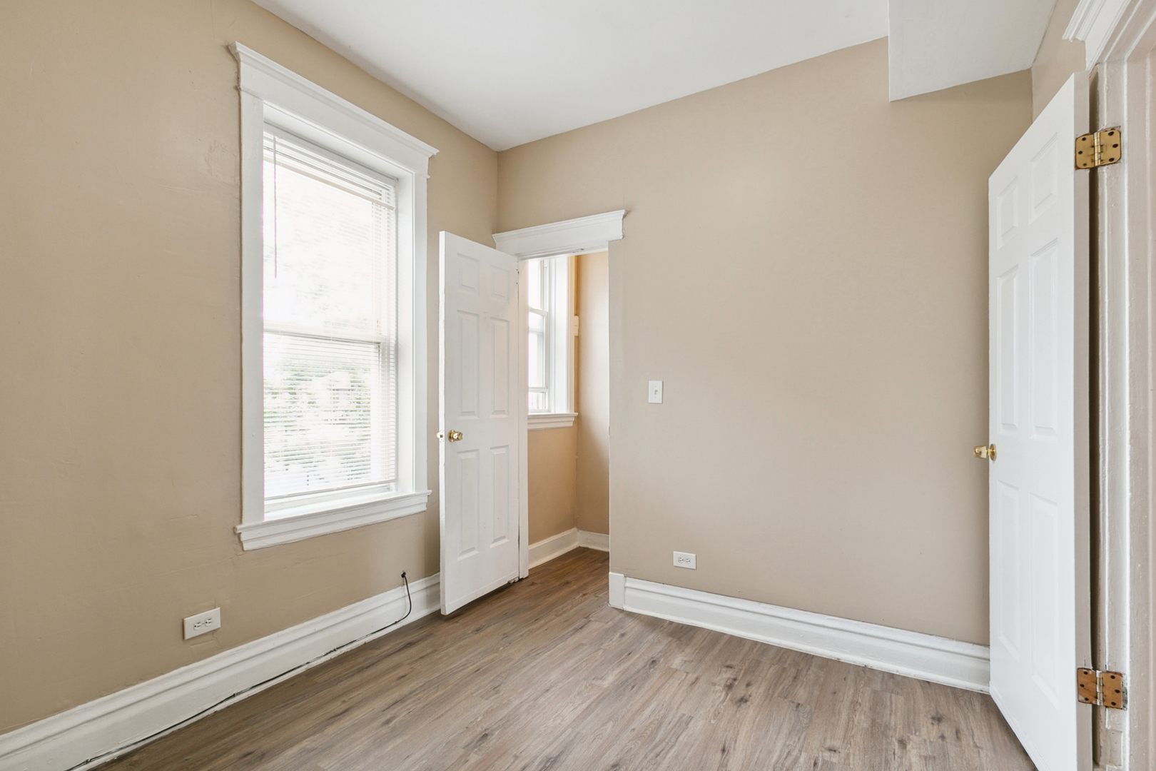 5700 S Wolcott Avenue 2r Property Photo 13