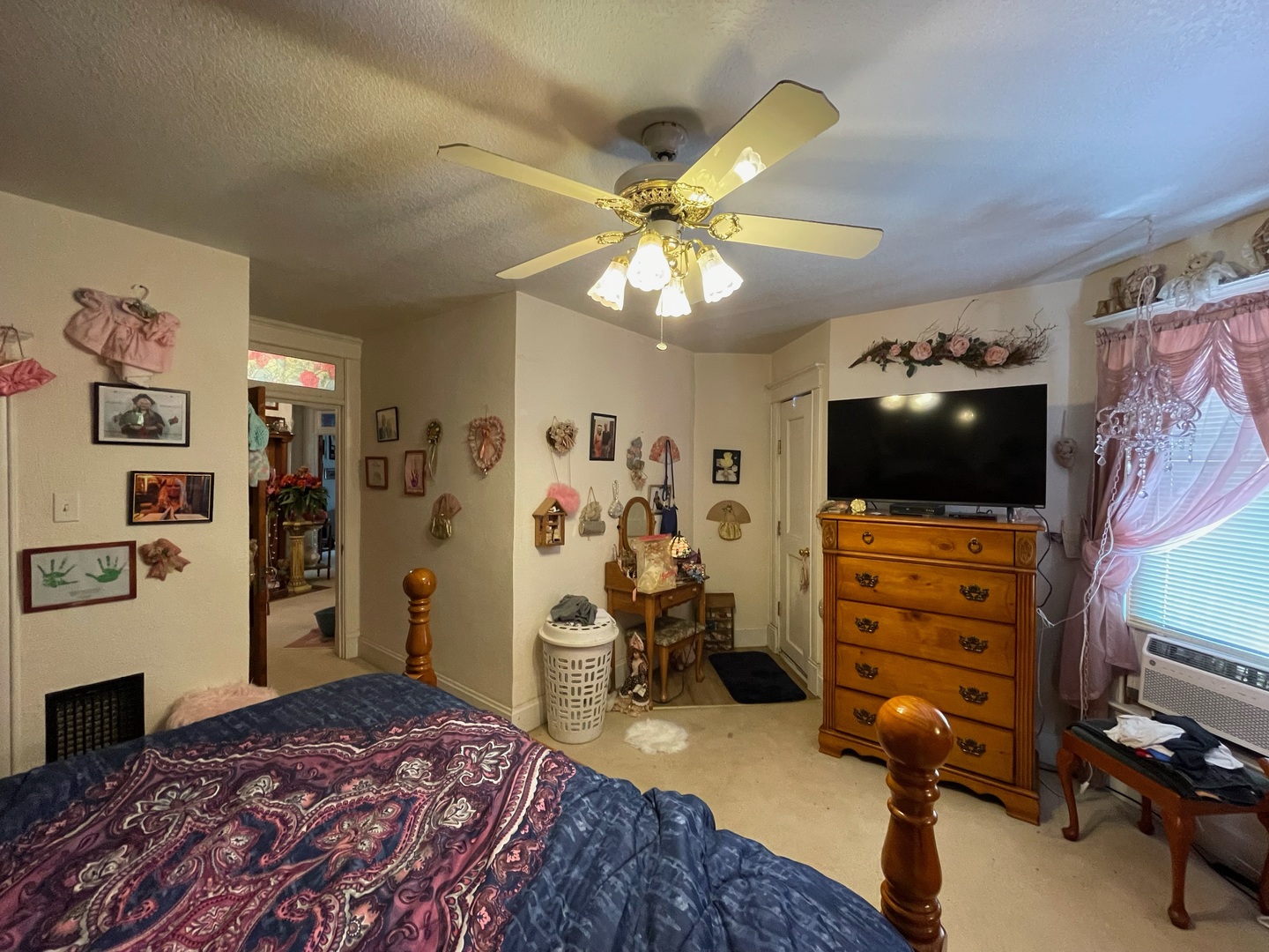 302 N Madison Street Property Photo 18