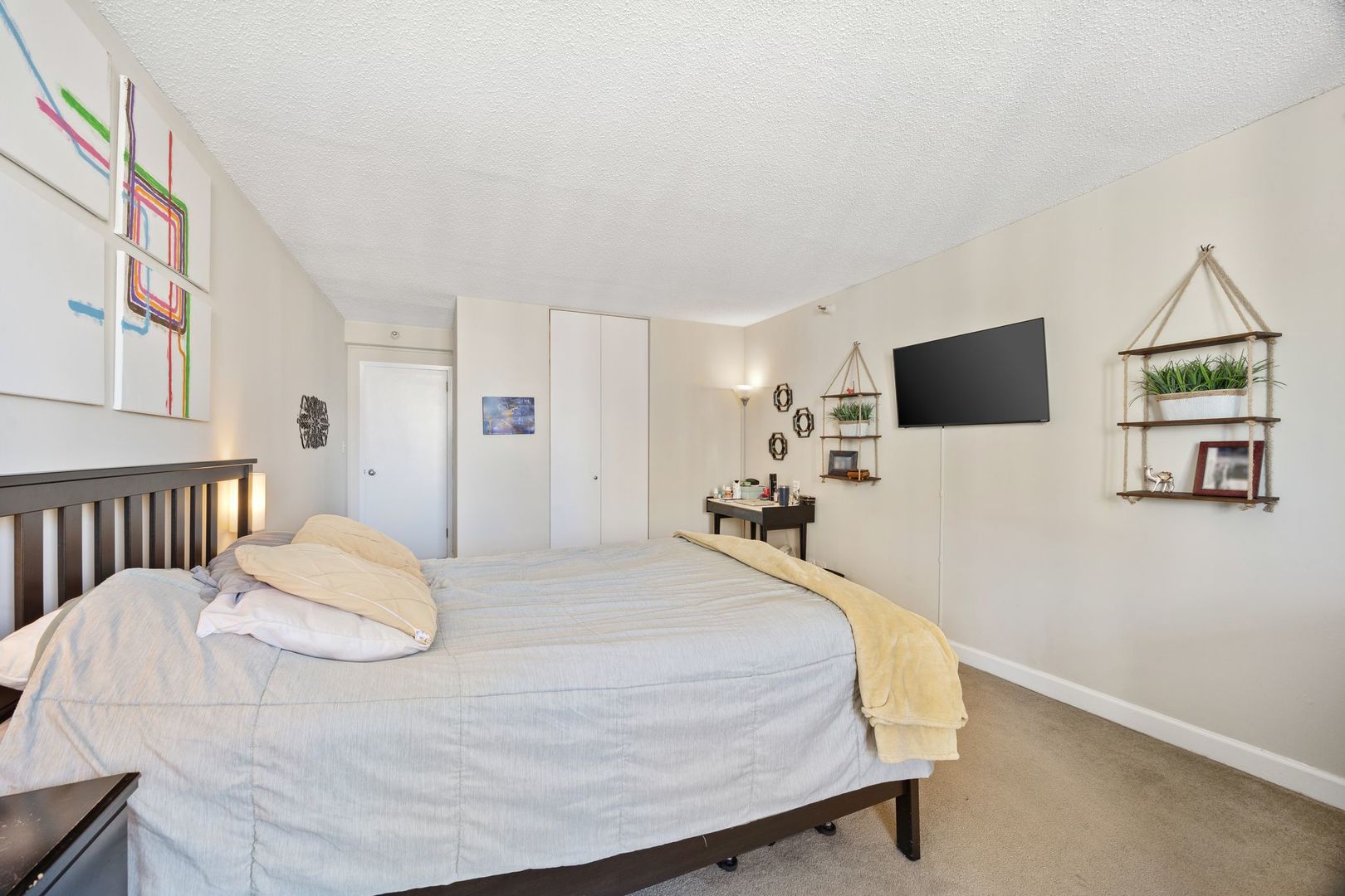 10 E Ontario Street 4307 Property Photo 10