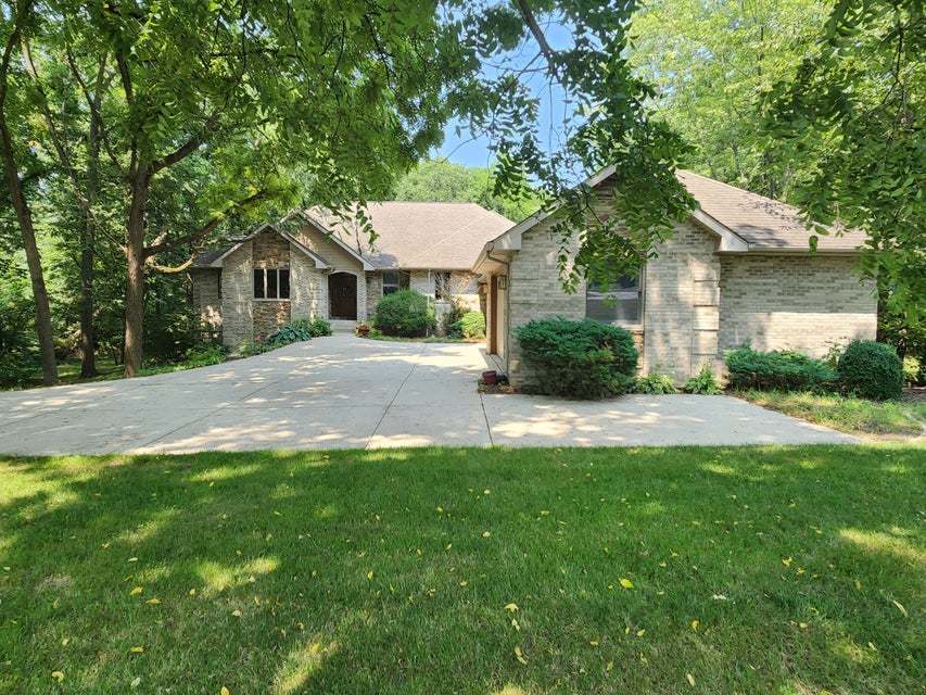 1 Timber Ridge Court Property Photo 2