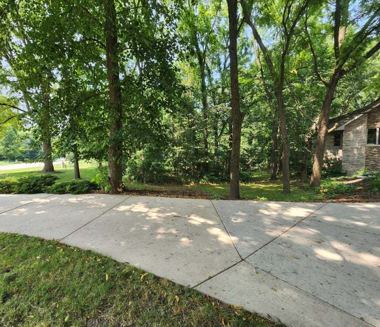 1 Timber Ridge Court Property Photo 7